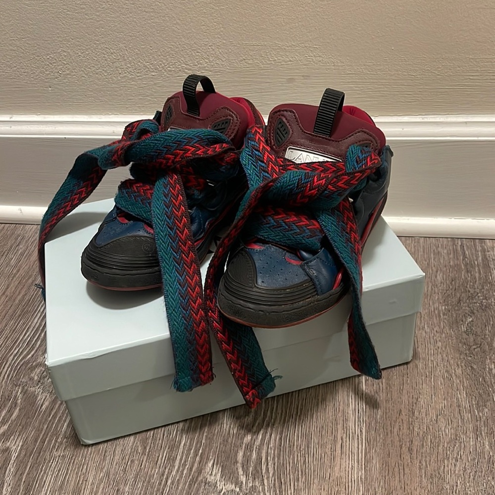 Kids LANVIN sneakers gently worn only twice